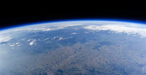 Amazing Weather Balloon Flight To The Stratosphere Our Planet
