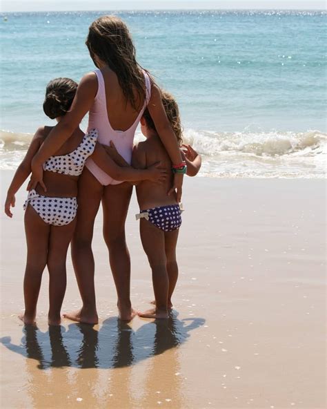 Culetin Bikinilittle Girls Beach