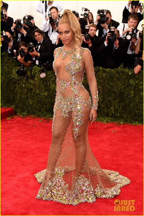 Full Sized Photo Of Beyonce Met Ball 2015 09 Photo 3362928 Just Jared