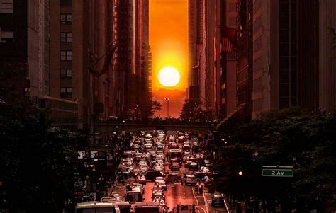 Check Out Photos Of Wednesdays Glorious Manhattanhenge Sunset