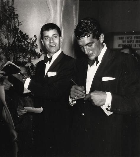 Jerry Lewis And Dean Martin Signing Autographs For Fans Jerry Lewis