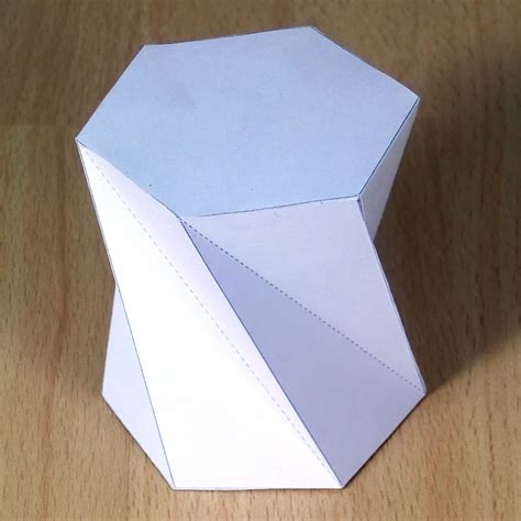 Twisted Hexagonal Prism 120 Degrees In 2022 Cardboard Crafts Diy