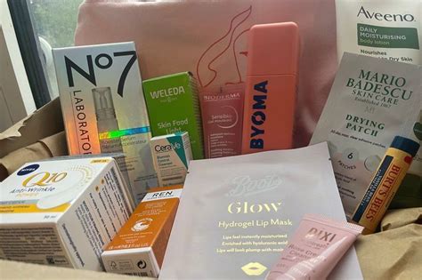 Boots £20 Spring Beauty Box With Nearly £100 Of Products Includes