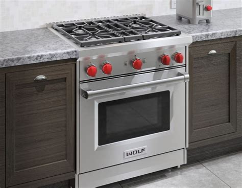 Wolf Gr304 30 Inch Pro Style Freestanding Gas Range With 4 Dual Stacked