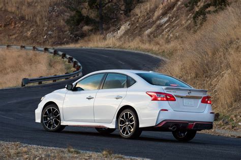 2017 Nissan Sentra Nismo Makes World Debut At Los Angeles Auto Show