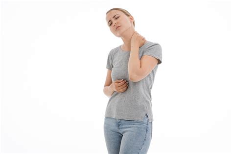 Fibromyalgia, chronic syndrome that is characterized by musculoskeletal pain, often at multiple anatomical sites, that occurs in the absence of an identifiable physical or physiological cause. Fibromialgia tudo o que você precisa saber - Bemaisaúde