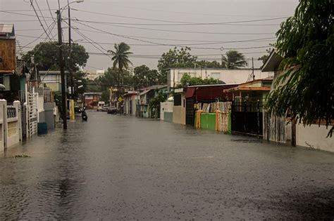 Internet Rips Royal Funeral Coverage as Hurricane Fiona Batters Puerto