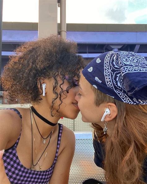 Lesbian Love Lgbt Love Cute Lesbian Couples Cute Couples Goals