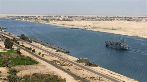 L'ampliamento del Canale di Suez e il futuro del trasporto m