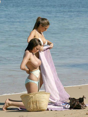 Nude Beach Pretty Boobs Titty Blog
