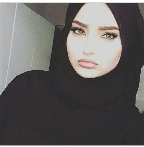 Mad 😡 Beautiful Muslim Women Hijabi Girl Girl Hijab Hijab Outfit Arab Girls Hijab Muslim