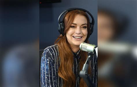 Lindsay Lohan Shares Nude Selfie On Instagram The Night Before Her 33rd Birthday