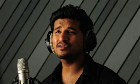 Vijay Yesudas Wiki Biography Age Songs Wife Images Wikimylinks