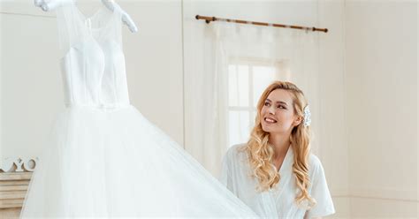 Https://tommynaija.com/wedding/at Home Wedding Dress Preservation