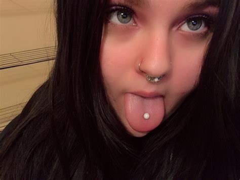Pin By Sanaa Leitch On Tongue Piercings In 2020 Tongue Piercing