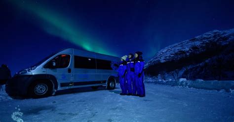 Hunting The Northern Lights By Bus Norwegian Travel