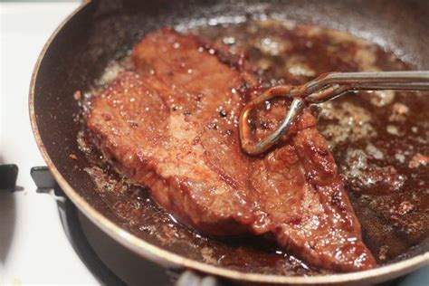 Dash spicy teriyaki and water marinade for several hours with marinade still covering steaks and mushrooms cover with foil and bake for 60 minutes. Beef Chuck Tender Steak Recipe - How to Cook Thin Chuck Steak | Chuck steak recipes, Thin ...