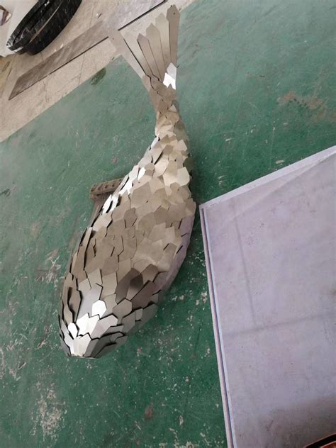 Luminous Stainless Steel Fish Sculpture 2 Professional Custom