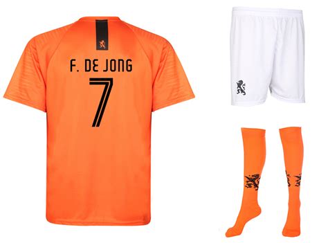 Het frankrijk tenue thuis 2018/19 en frankrijk thuistenue kids 2018/19 is ontworpen door nike. Aanbieding: Nederlands Elftal Voetbaltenue Thuis Eigen ...
