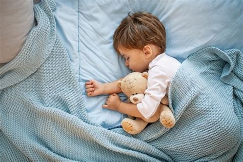 Penyebab Dan Cara Mengatasi Bayi Susah Tidur Siang