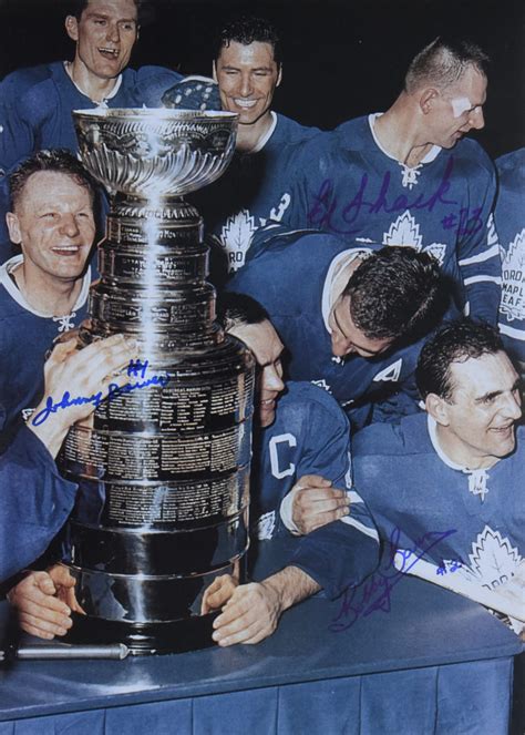 Toronto Maple Leafs Autographed 1964 Stanley Cup Champions 15x17 Dis