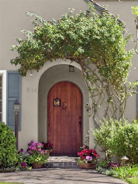 15 Easy Curb Appeal Boosters For Spring Hgtv Stucco Exterior