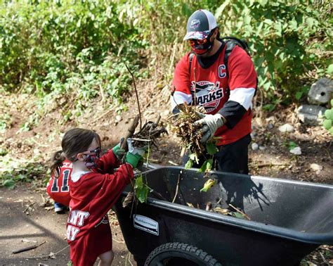 Stamford Youth Hockey Association Revitalizes Scalzi Park Hockey Rink