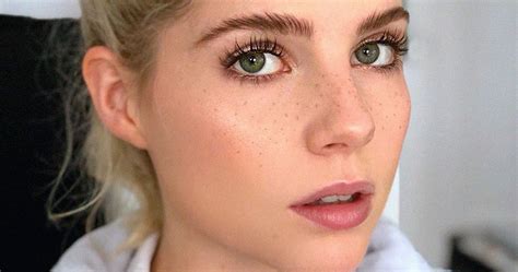 How To Fake Freckles Makeup Products For Natural Look
