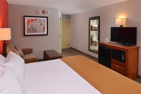 Holiday Inn Express Crestwood An Ihg Hotel In Chicago 118 Best Rates And Deals On Orbitz