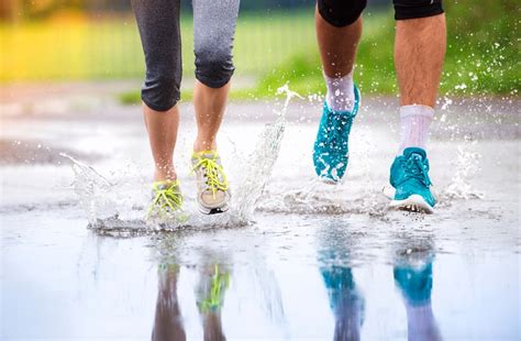 8 Consejos Útiles Para Correr Bajo La Lluvia Escuela De Running