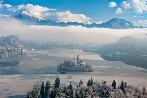Frozen Lake Bled Winter Travelsloveniaorg All You Need To Know To