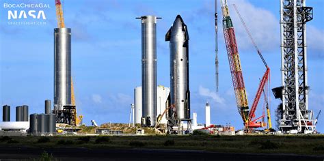 Spacex Preparing Giant Crane To Assemble Starships First Florida
