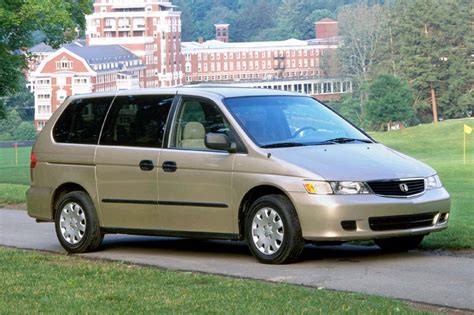 1999 04 Honda Odyssey Consumer Guide Auto