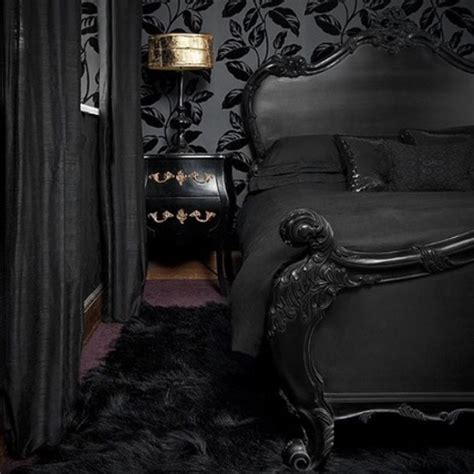 Thirteen Gothic Bedrooms Homemydesign