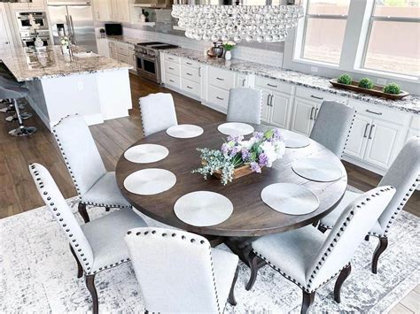 Decorating Ideas for an Elegant Round Dining Table - Soul & Lane
