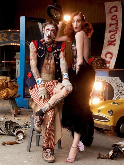 Circus Beauty Vogue Italia 2007 Cirque Noir Costume De Cirque Steven Meisel