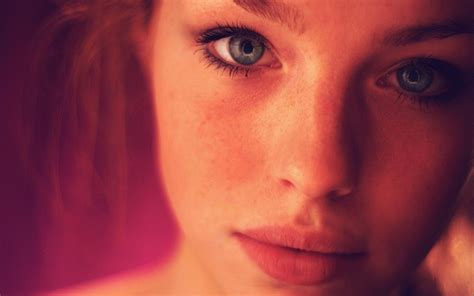 Masaüstü Yüz Kadınlar Model Portre Gözler Mavi Gözlü Kırmızı Fotoğraf Saç Ağız Burun