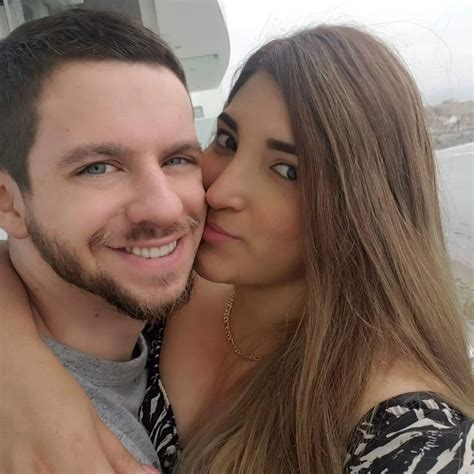 Who Are Anali Vallejos And Clayton Clark 90 Day Fiance Season 10 Couple Struggle To Move In