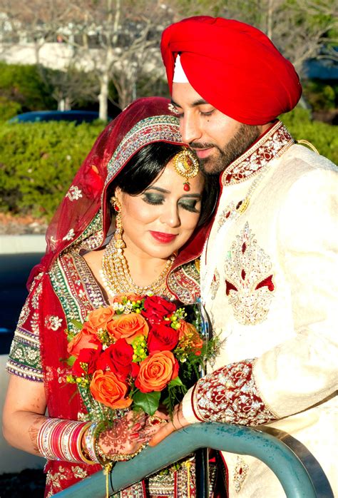 Pin On Punjabi Bride And Groom Sikh Punjabi Wedding
