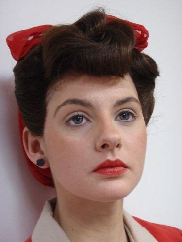 1940s Hair And Makeup 1940s Hairstyles Vintage Hairstyles Hair Styles