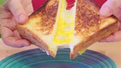 How To Make The Ultimate Grilled Cheese