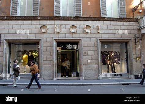 Gucci Store In Rome Italy Stock Photo Alamy