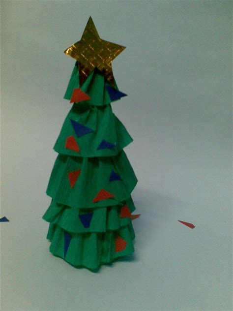 Make A Mini Christmas Tree Arts And Crafts Project