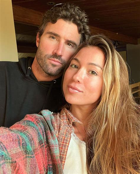 brody jenner girlfriend tia blanco are engaged amid pregnancy us weekly