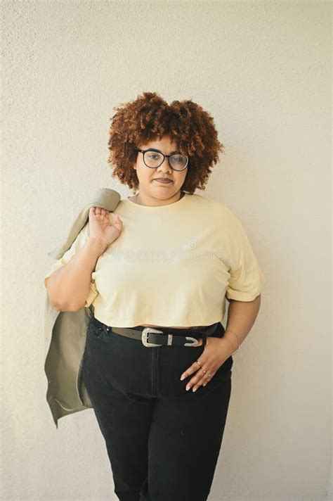 Beautiful Happy Smiling Curvy Plus Size African Black Woman Afro Hair Posing Beige T Shirt