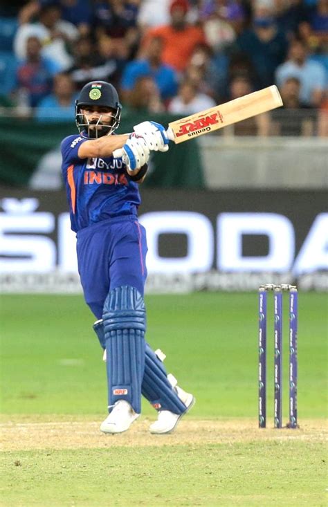 Dubaiindias Virat Kohli Bats During The T20 Cricket Match Of Asia Cup