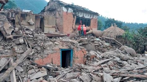 At Least 6 Killed In Nepal Earthquake Felt As Far Away As Delhi Daily Sabah