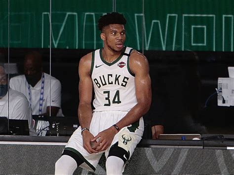 Me watching the giannis injury in slow mopic.twitter.com/hzoqb7qiwx. Giannis out against Bulls with ankle injury | theScore.com