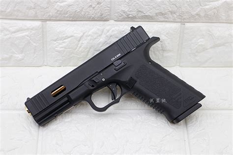 Kwc G17 Glock Pistol Co2 Gun Gold Igun Airsoft Store