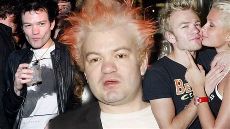 Deryck Whibley Shocking Body Transformation From 2001 To 2014 After Rocker Is Hospitalised For
